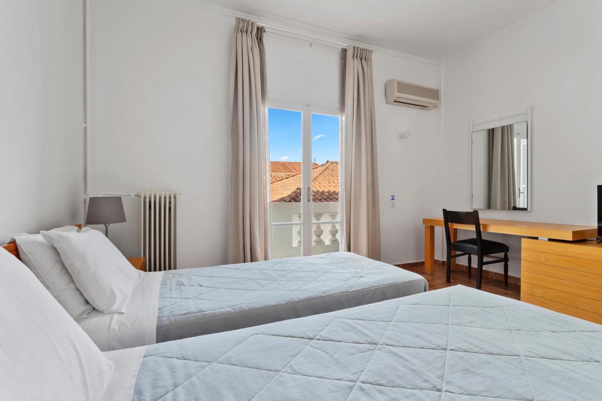 Hotel Roumani Spétses Eksteriør bilde
